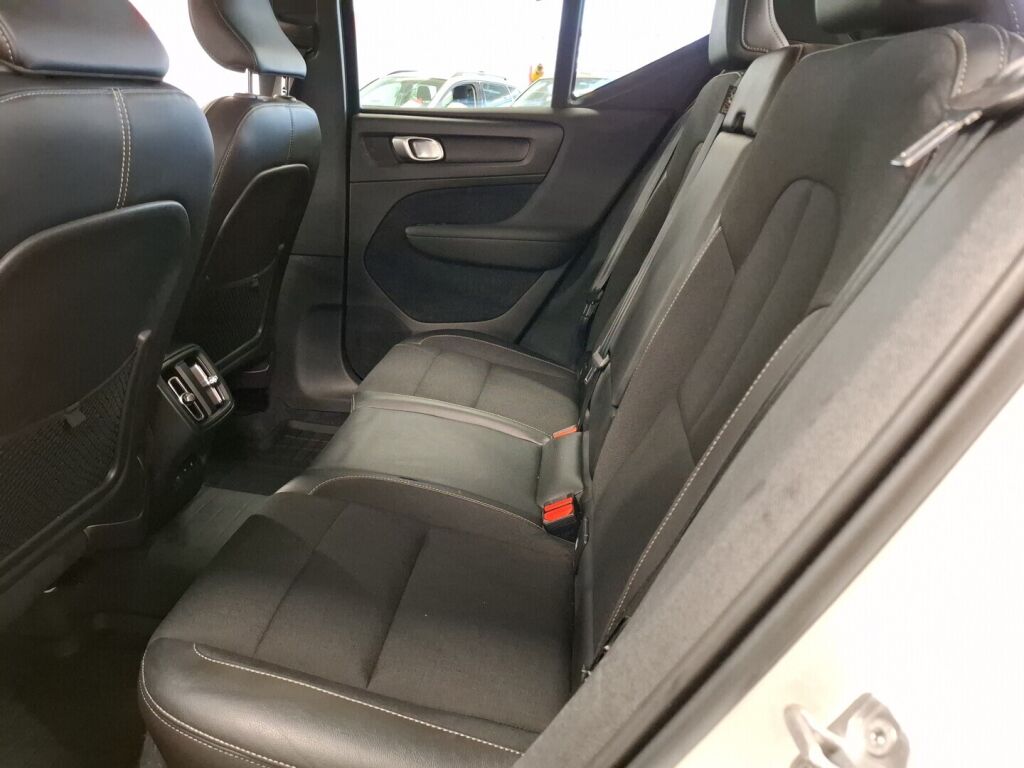 Volvo XC40 2020 Valkoinen