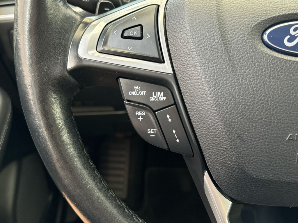 Ford S-Max 2021 Valkoinen