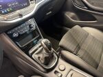Opel Astra 2020 Punainen