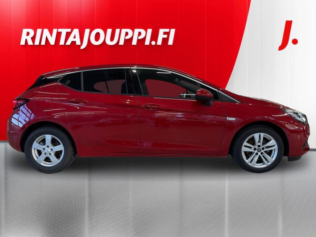 Opel Astra 2020 Punainen