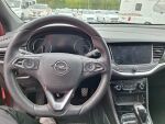 Opel Astra 2020 Punainen