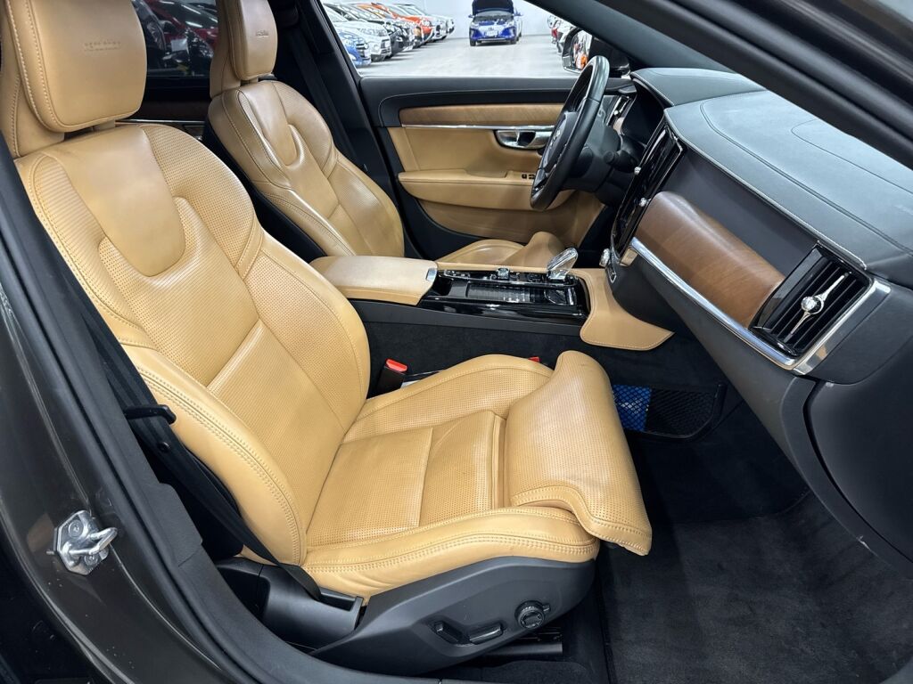 Volvo S90 2020 Harmaa