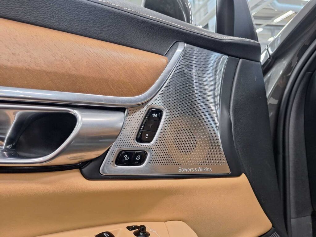 Volvo S90 2019 Harmaa