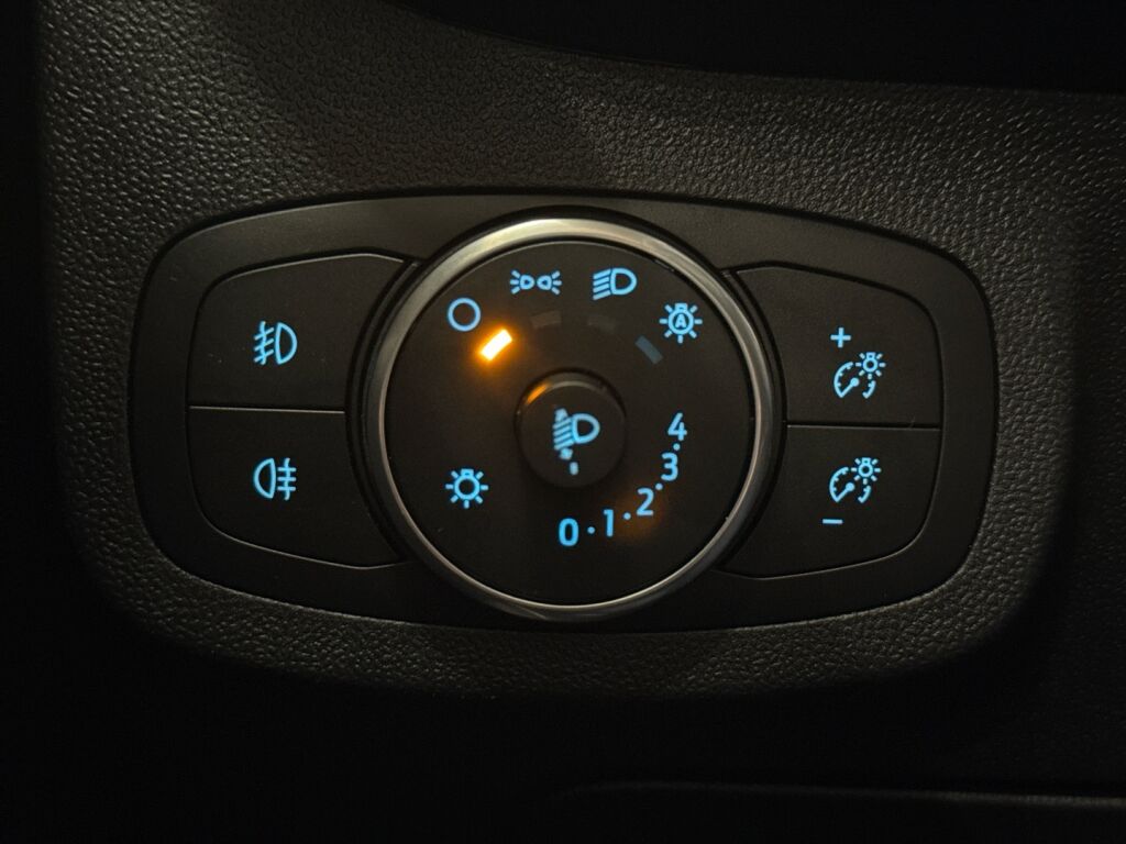 Ford Fiesta 2019 Valkoinen