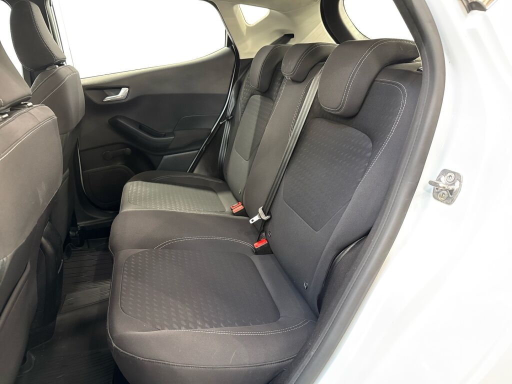 Ford Fiesta 2019 Valkoinen