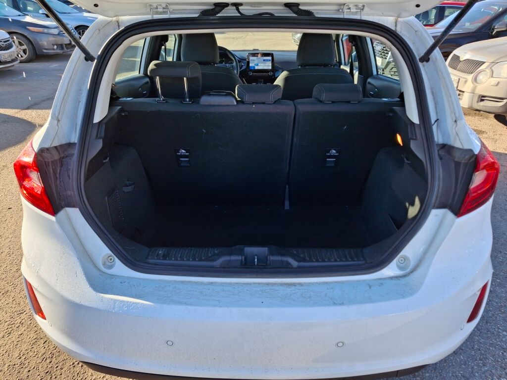 Ford Fiesta 2019 Valkoinen