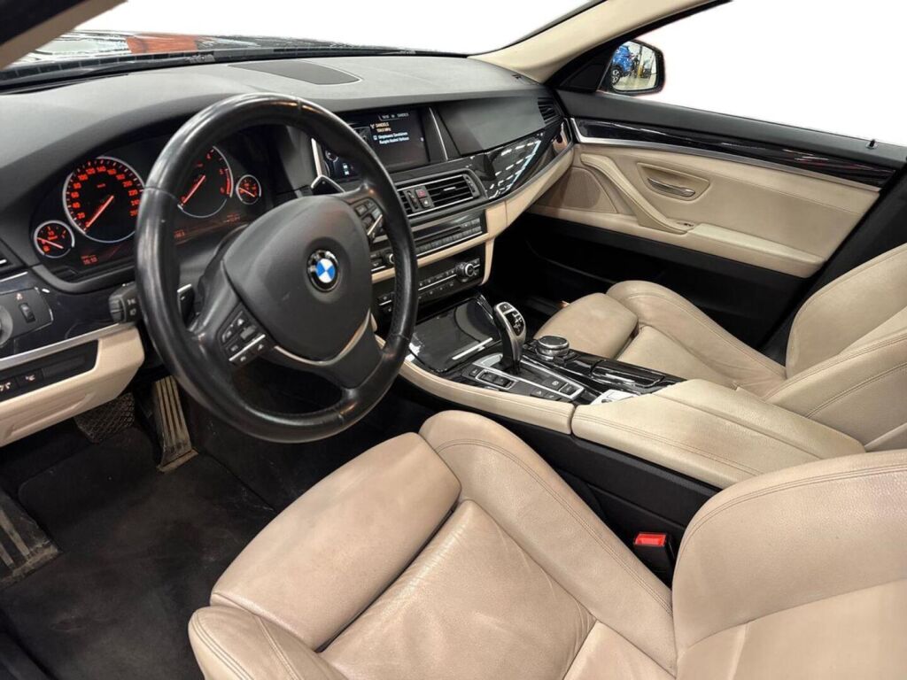 BMW 530 2015 Harmaa