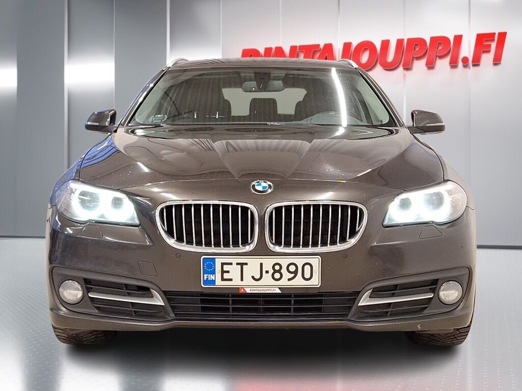BMW 520 2016 Ruskea (beige)