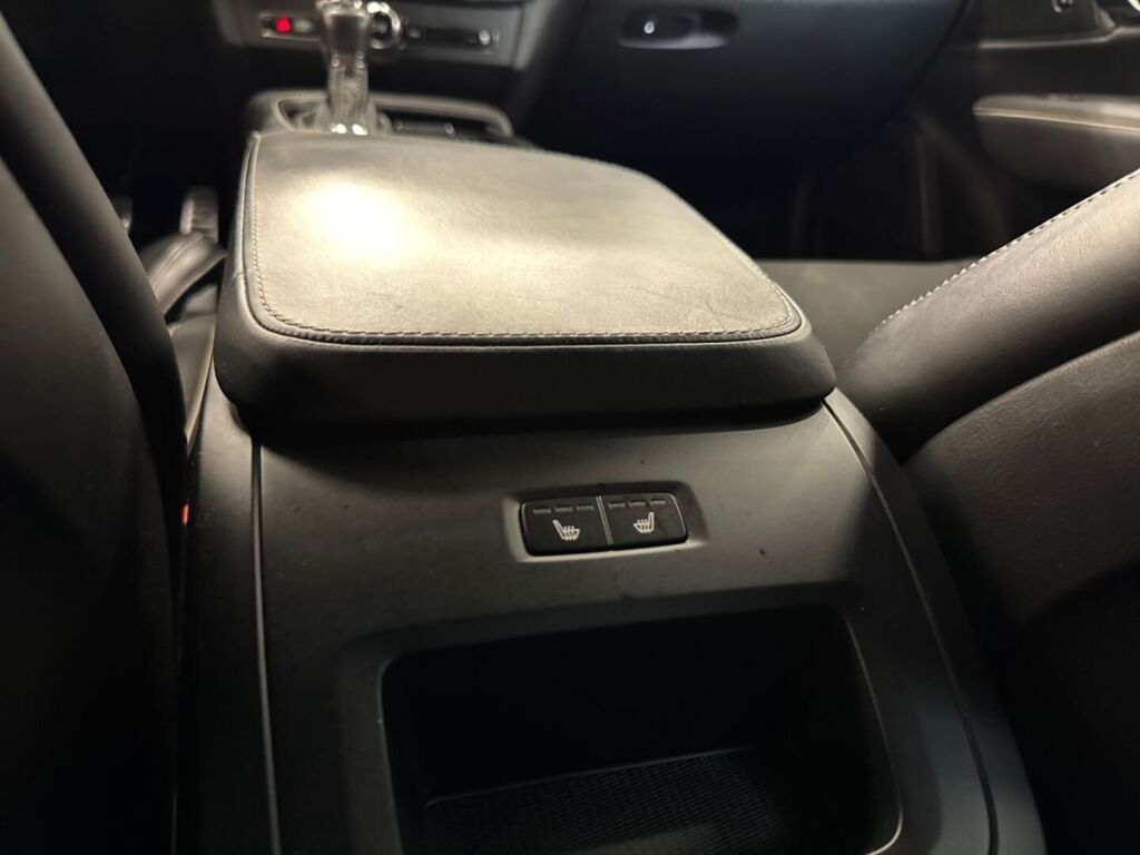 Volvo V90 2019 Harmaa