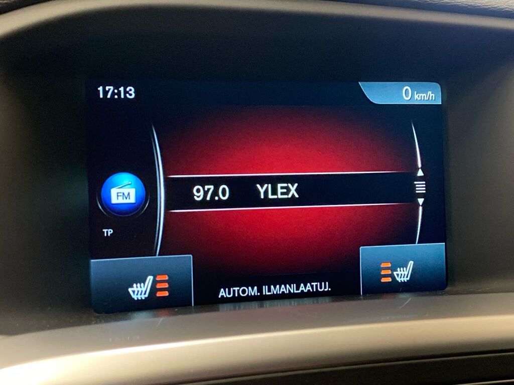 Volvo V60 Cross Country 2017 Ruskea (beige)