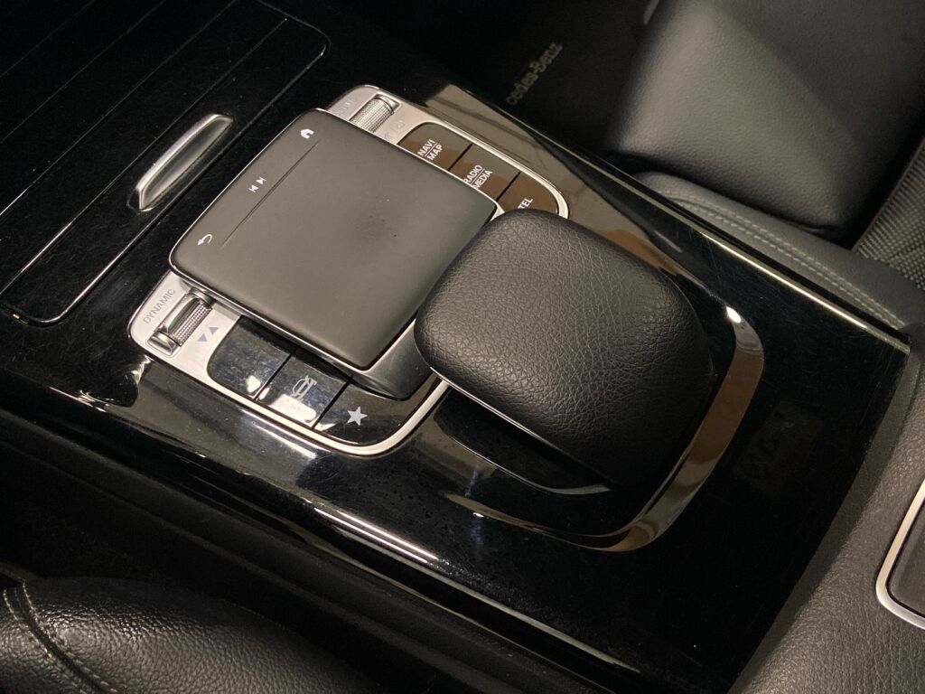 Mercedes-Benz A 2019 Musta