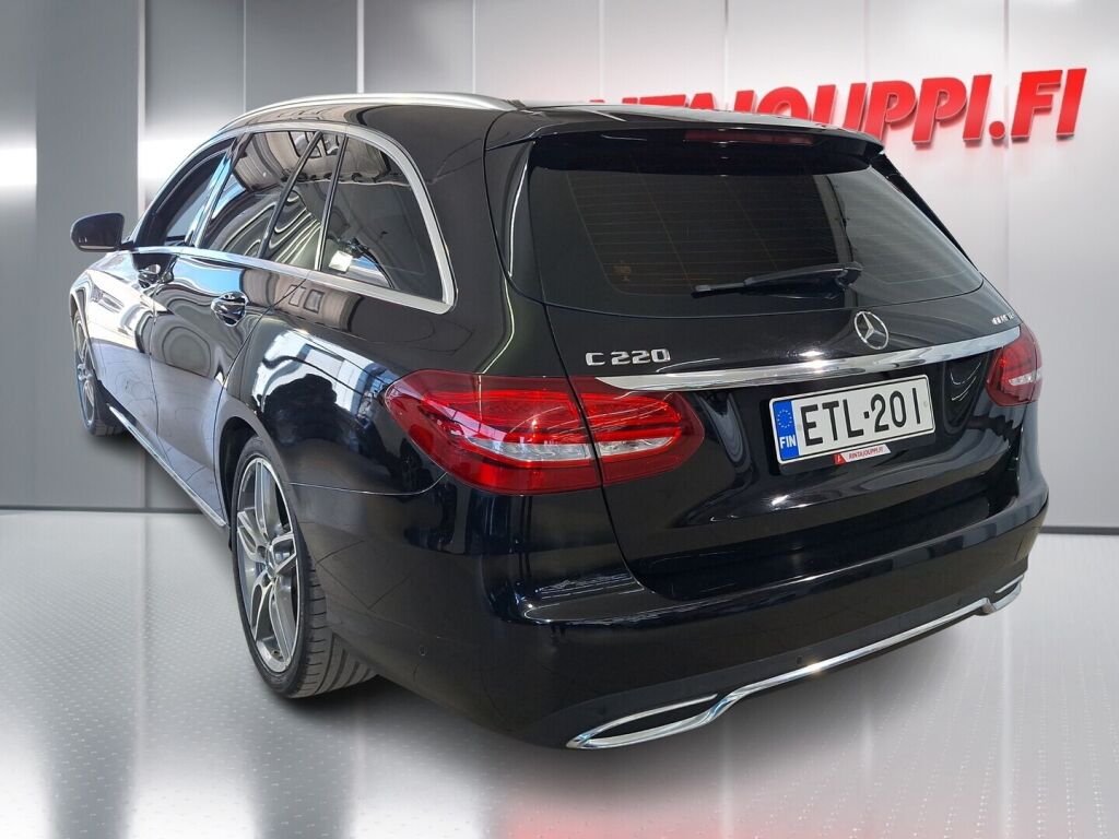 Mercedes-Benz C 2015 Musta