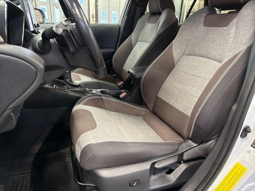 Toyota Corolla 2021 Valkoinen