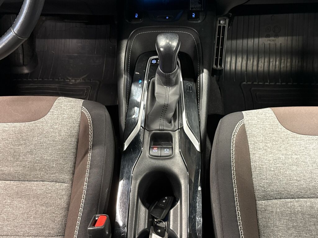 Toyota Corolla 2021 Valkoinen