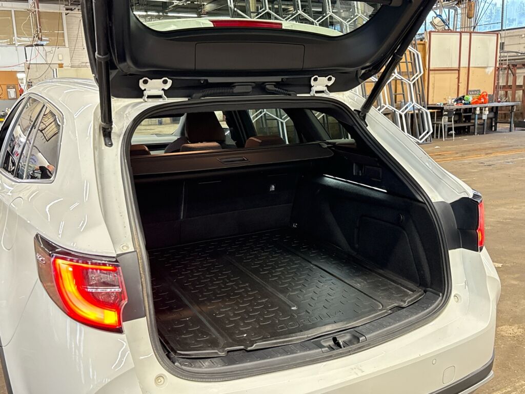 Toyota Corolla 2021 Valkoinen