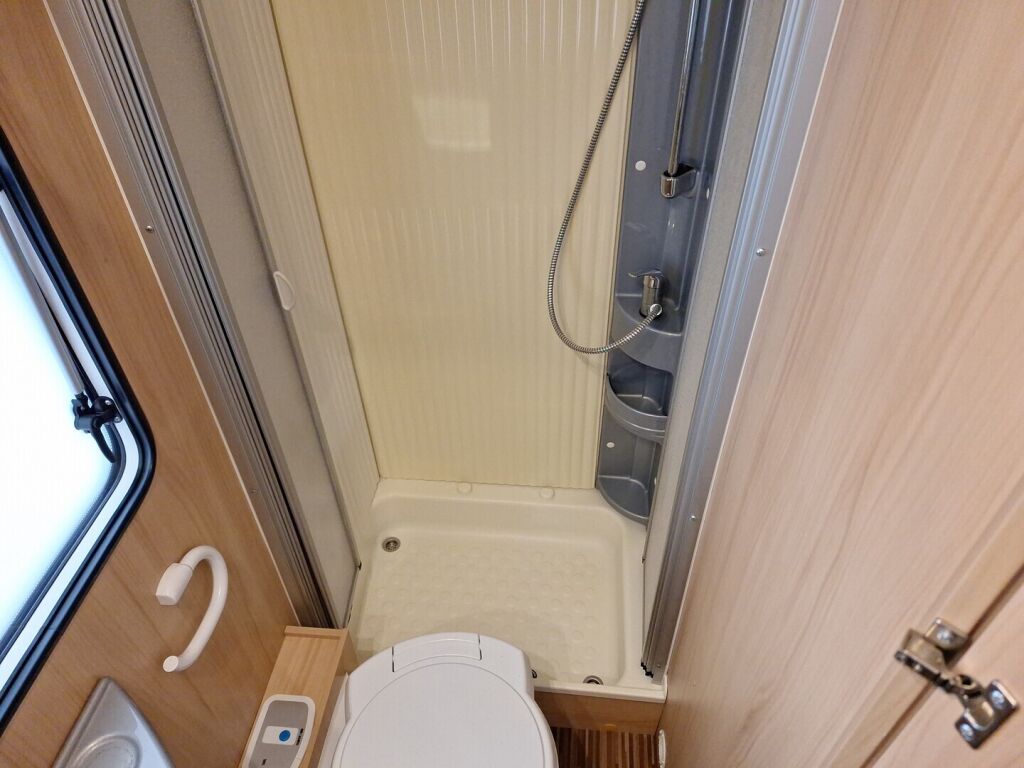 Sunlight T64 2012 Valkoinen