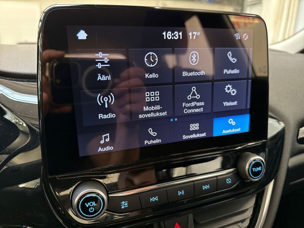 Ford Fiesta 2021 Valkoinen