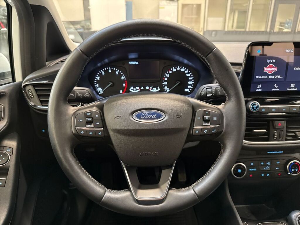 Ford Fiesta 2021 Valkoinen