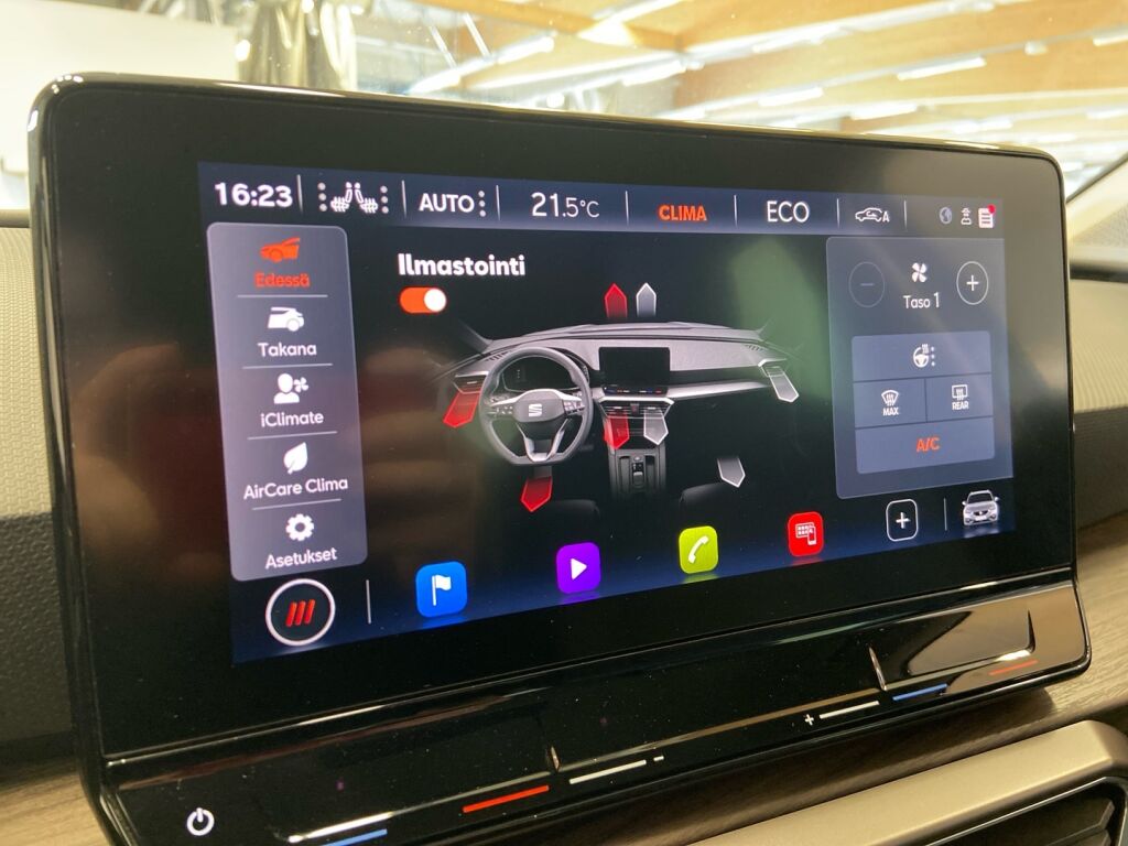 Seat Leon Sportstourer 2021 Valkoinen