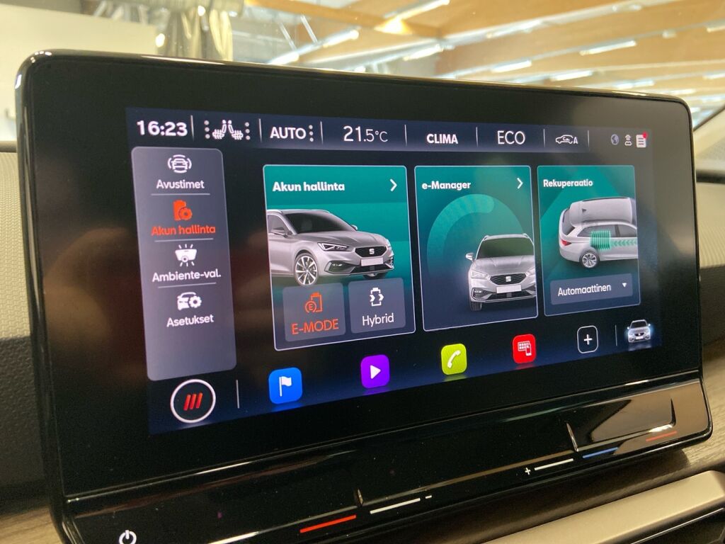 Seat Leon Sportstourer 2021 Valkoinen