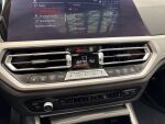 BMW 320 2021 Oranssi