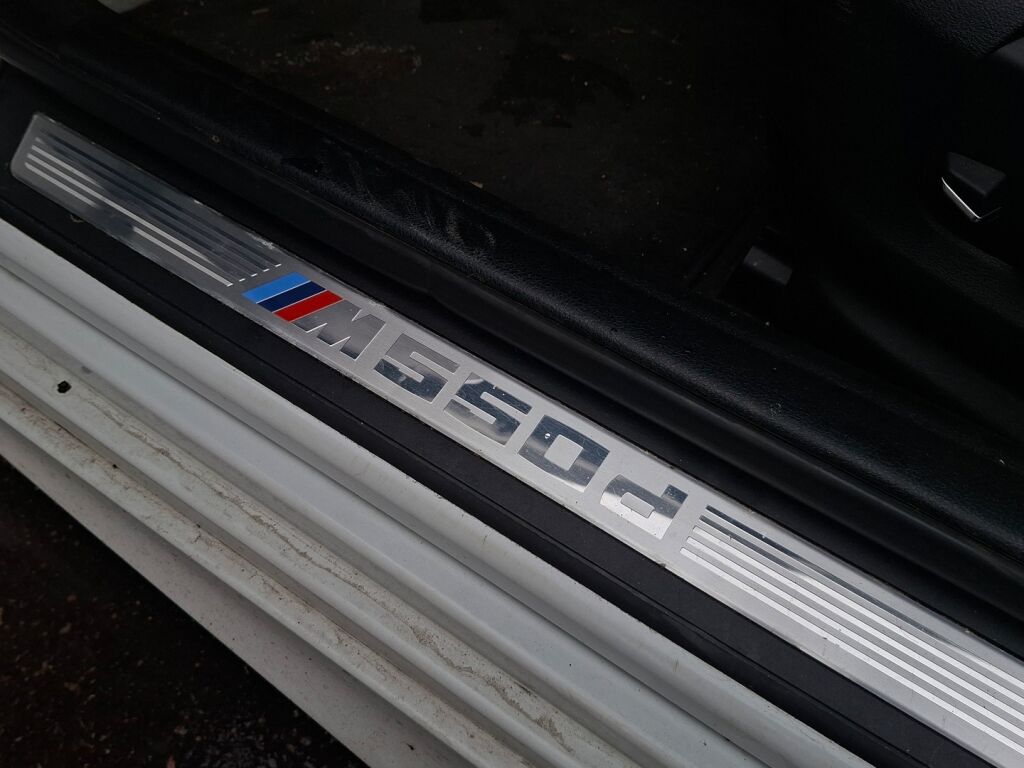 BMW 550 2015 Valkoinen