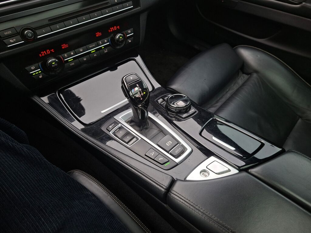 BMW 550 2015 Valkoinen