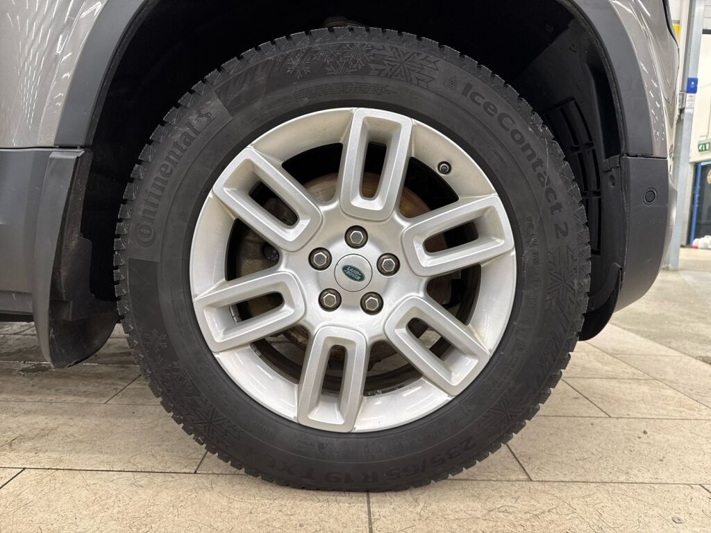 Land Rover Defender 2021 Harmaa