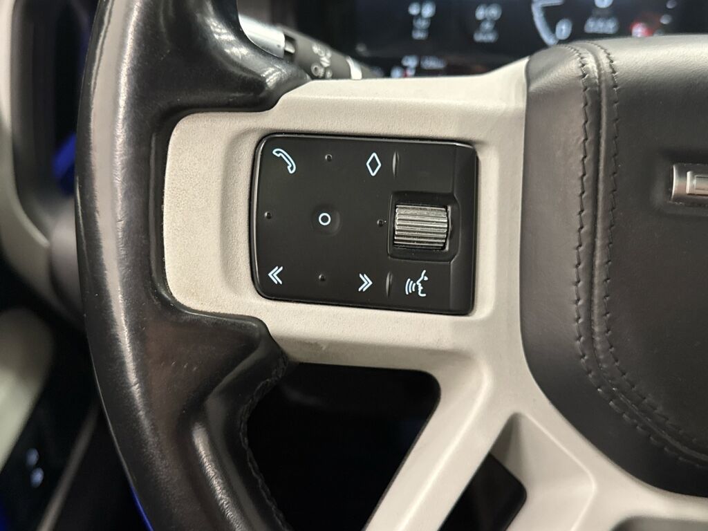 Land Rover Defender 2021 Harmaa