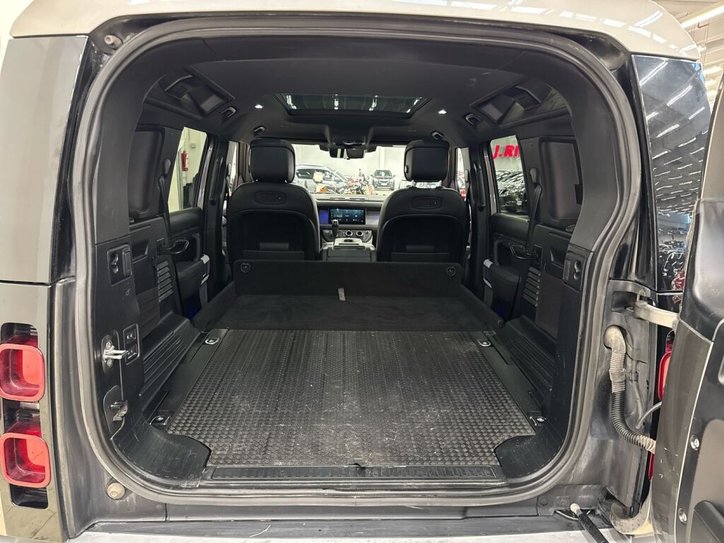 Land Rover Defender 2021 Harmaa