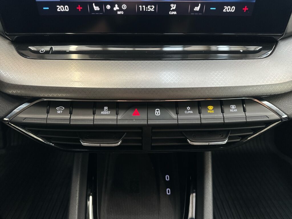 Skoda Octavia 2021 Harmaa