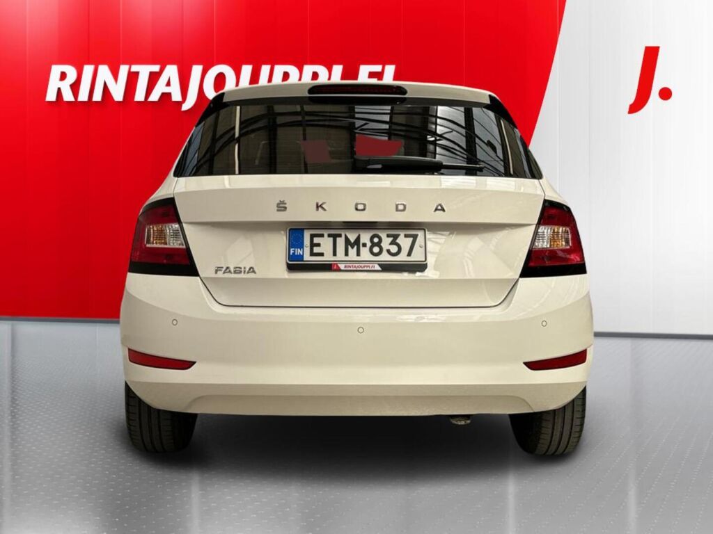 Skoda Fabia 2022 Valkoinen