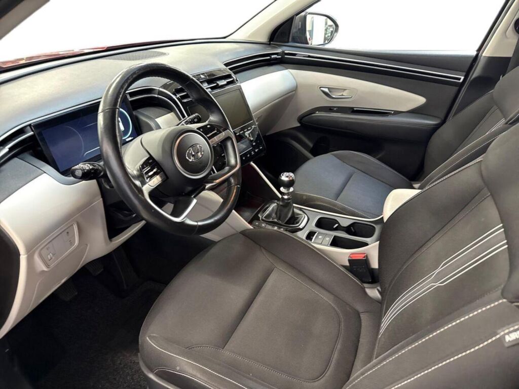 Hyundai Tucson 2021 Punainen