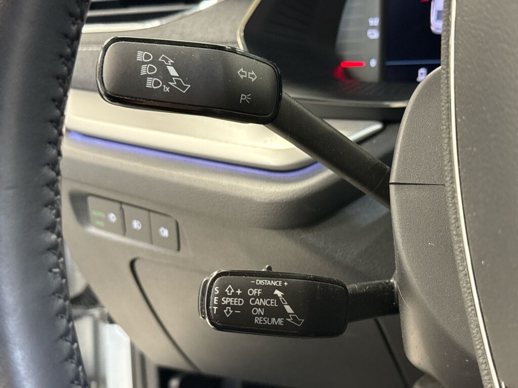 Skoda Octavia 2021 Harmaa