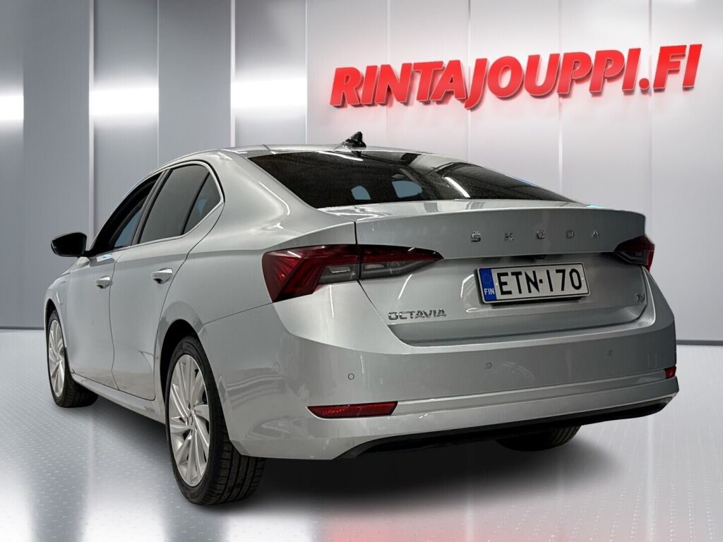 Skoda Octavia 2021 Harmaa