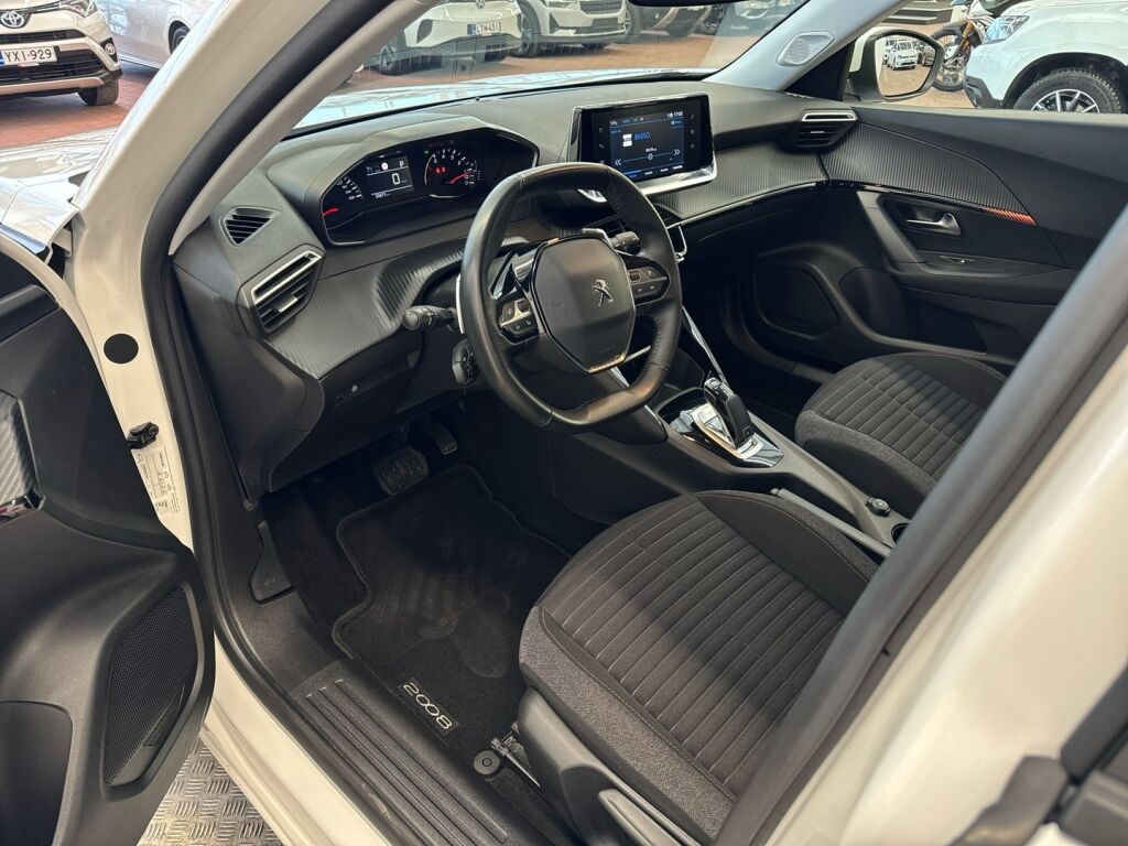 Peugeot 2008 2021 Valkoinen