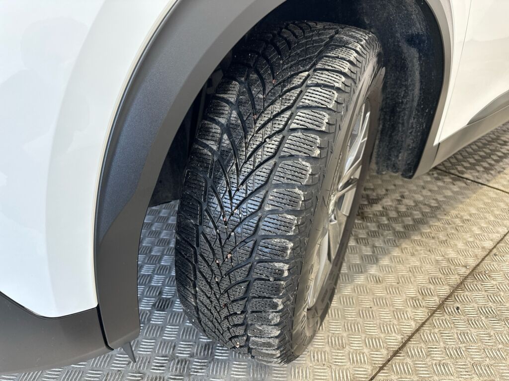 Peugeot 2008 2021 Valkoinen