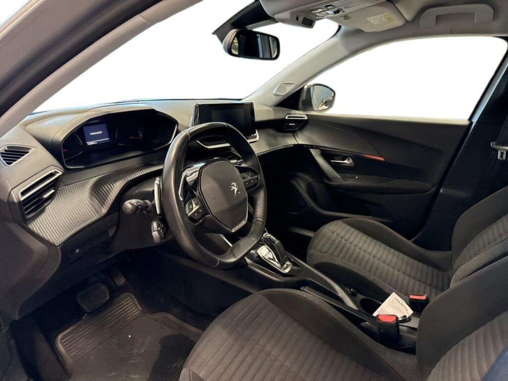 Peugeot 2008 2021 Harmaa