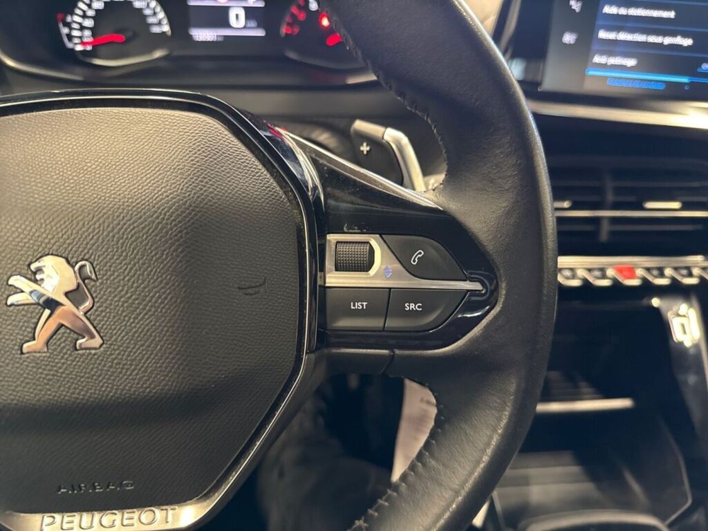 Peugeot 2008 2021 Harmaa