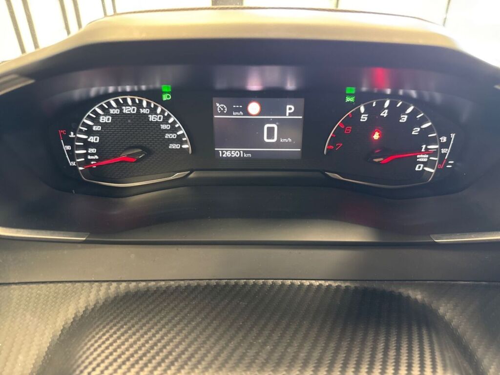 Peugeot 2008 2021 Harmaa