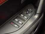 Peugeot 2008 2021 Oranssi