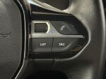 Peugeot 2008 2021 Oranssi