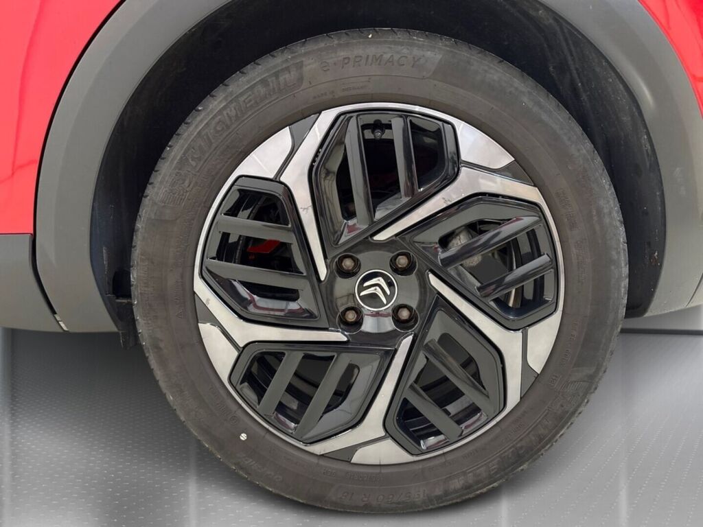 Citroen C4 2021 Punainen
