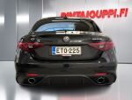 Alfa Romeo Giulia 2018 Musta