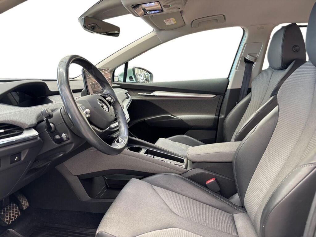 Skoda Enyaq 2021 Vihreä