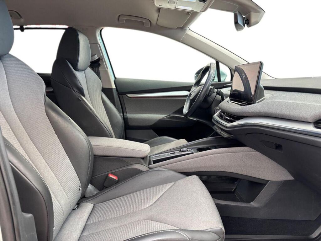 Skoda Enyaq 2021 Vihreä