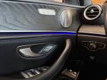 Mercedes-Benz E 2022 Valkoinen