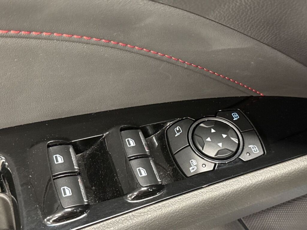 Ford Mondeo 2021 Sininen