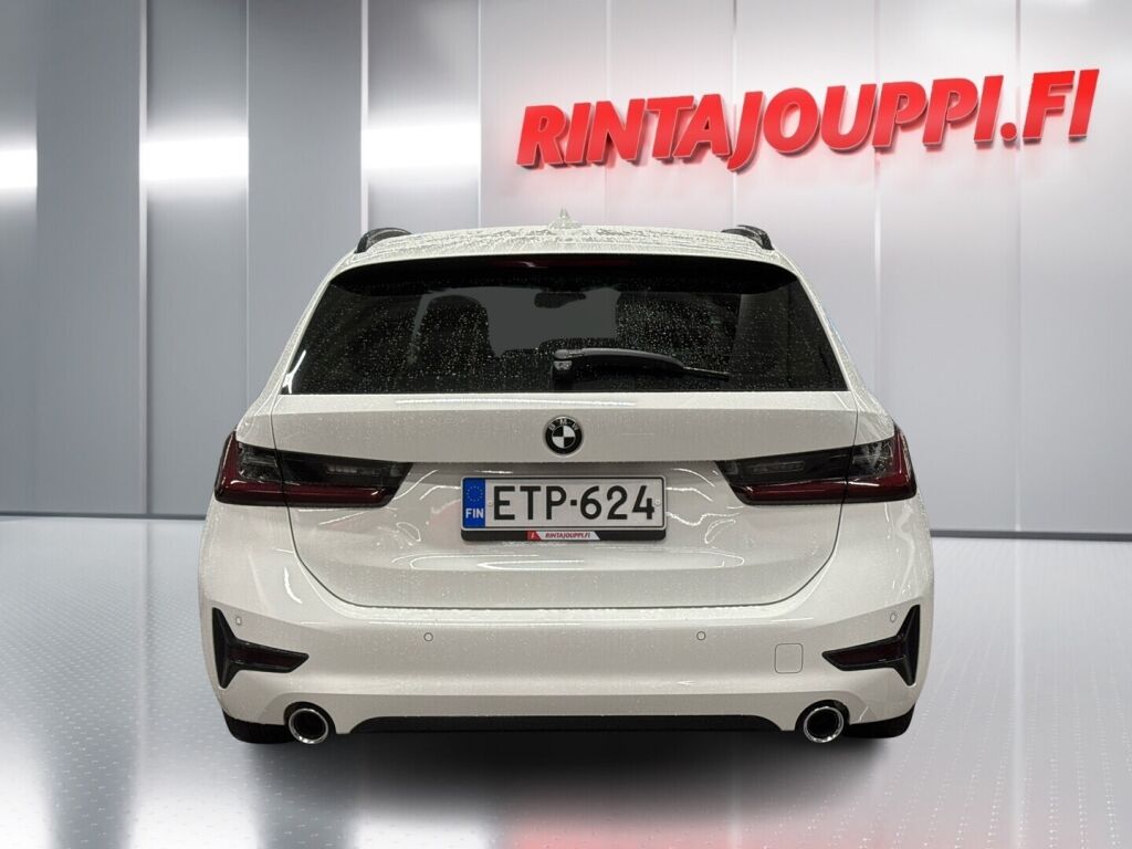BMW 318 2021 Valkoinen