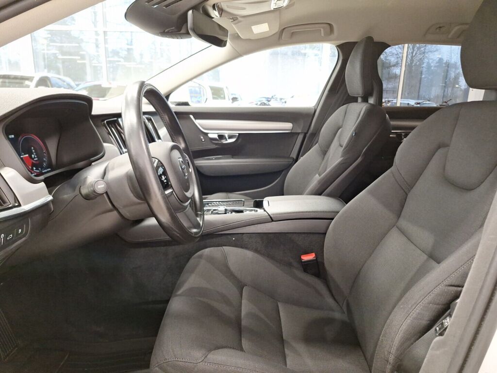 Volvo V90 2018 Valkoinen
